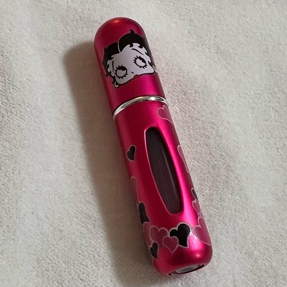 NWOT Betty Boop Pink Heart Perfume Atomizer - Picture 4 of 5